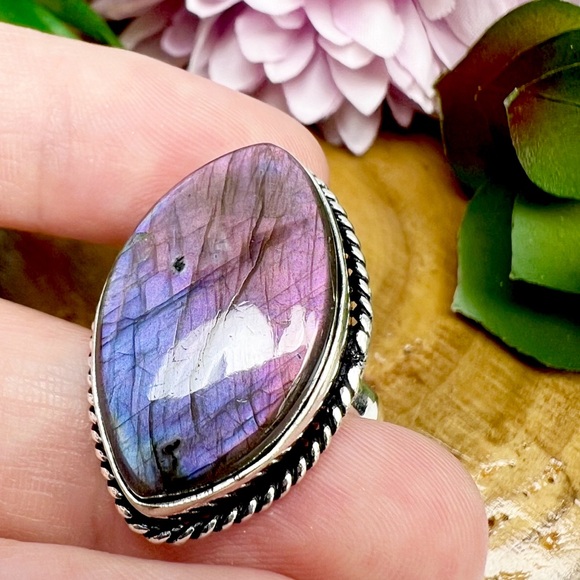 Jewelry - Natural Purple Labradorite Ring Size 8 Marquise Handmade Sterling Silver 925